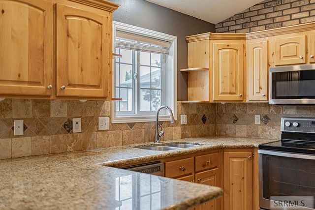 2699 N Sienna Drive, Idaho Falls, ID 83401