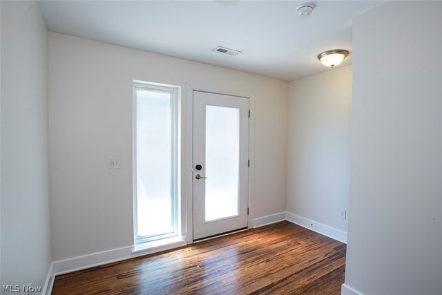 7309 Gateway Court, Cleveland, OH 44102