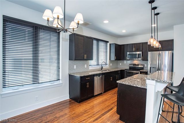 7309 Gateway Court, Cleveland, OH 44102