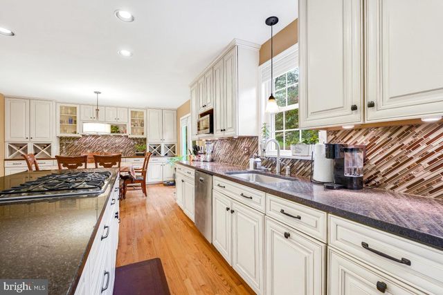 13505 MONTVALE DR, Silver Spring, MD 20904