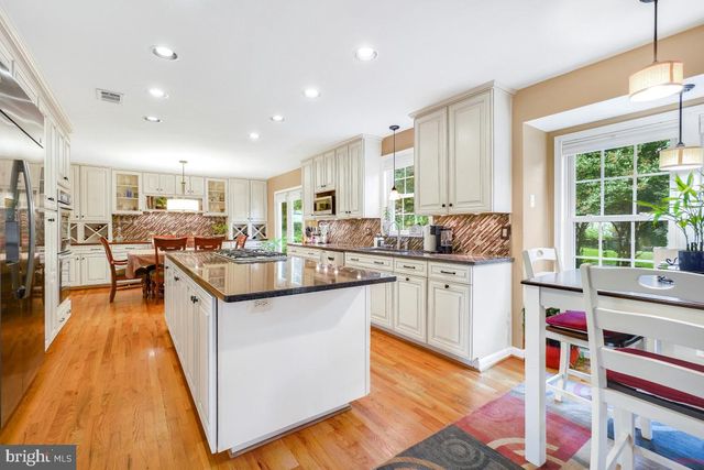 13505 MONTVALE DR, Silver Spring, MD 20904