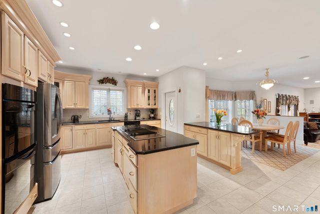 420 Summer Hill Road, Madison, CT 06443