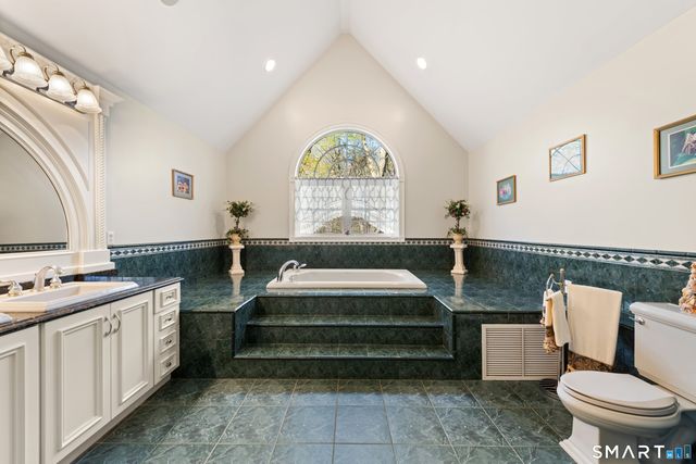 420 Summer Hill Road, Madison, CT 06443