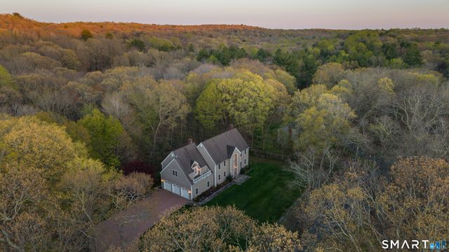 420 Summer Hill Road, Madison, CT 06443