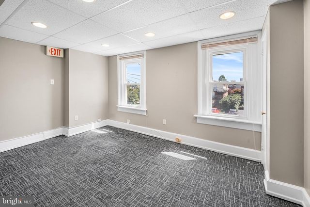 22 E 3RD ST, Media, PA 19063