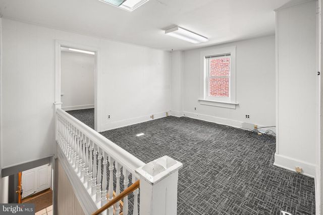 22 E 3RD ST, Media, PA 19063
