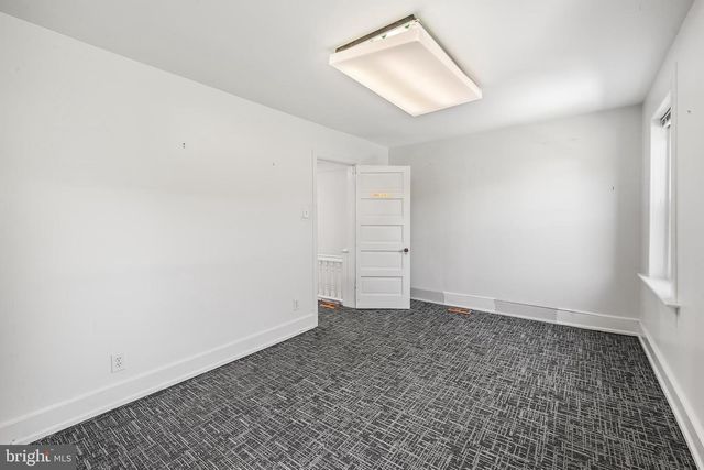 22 E 3RD ST, Media, PA 19063