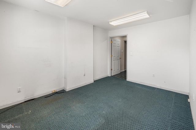 22 E 3RD ST, Media, PA 19063