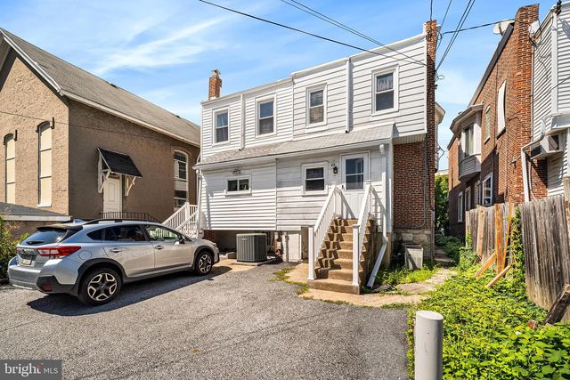22 E 3RD ST, Media, PA 19063