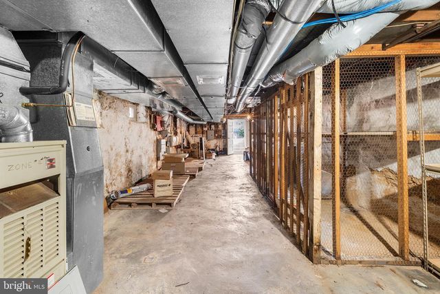 22 E 3RD ST, Media, PA 19063