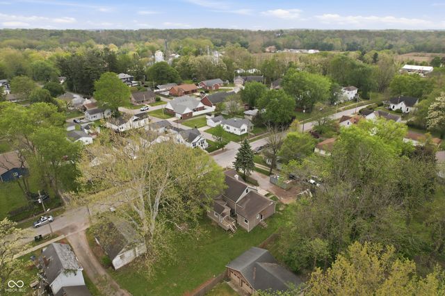 228 S Madison Street, Knightstown, IN 46148