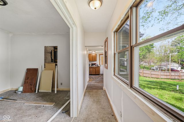 228 S Madison Street, Knightstown, IN 46148