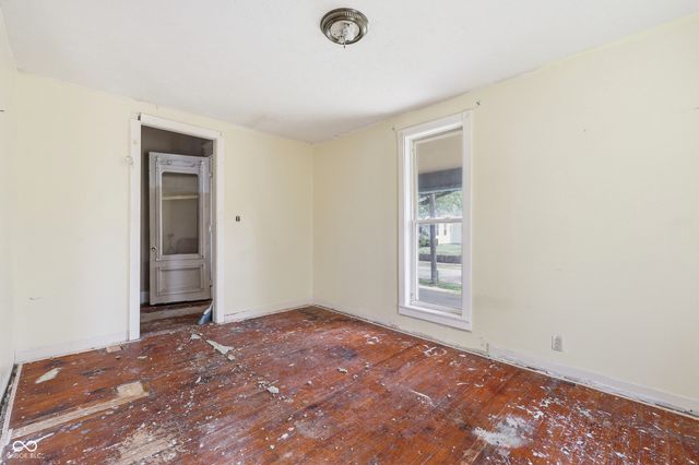 228 S Madison Street, Knightstown, IN 46148