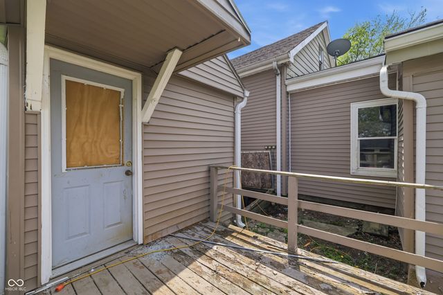 228 S Madison Street, Knightstown, IN 46148