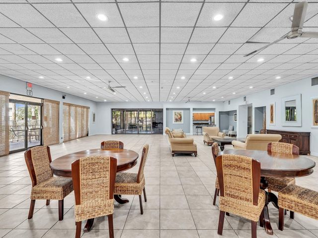 1266 S Military Trail 575, Deerfield Beach, FL 33442