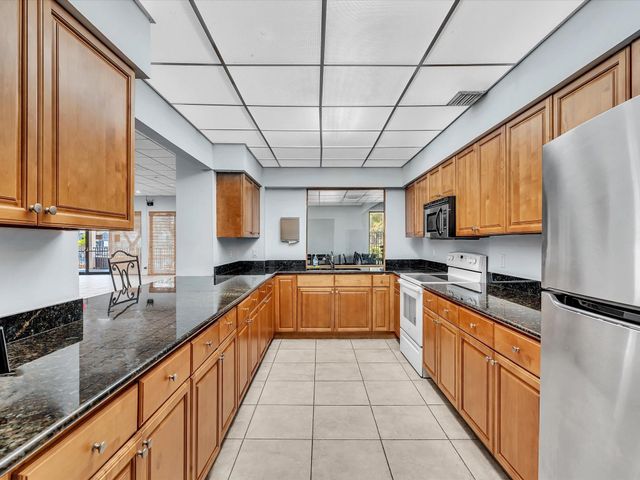 1266 S Military Trail 575, Deerfield Beach, FL 33442