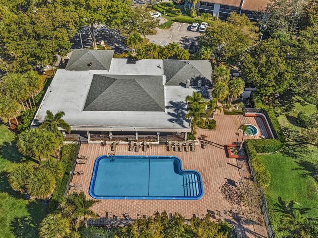 1266 S Military Trail 575, Deerfield Beach, FL 33442