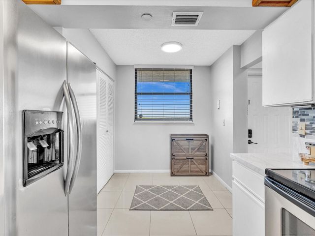 1266 S Military Trail 575, Deerfield Beach, FL 33442