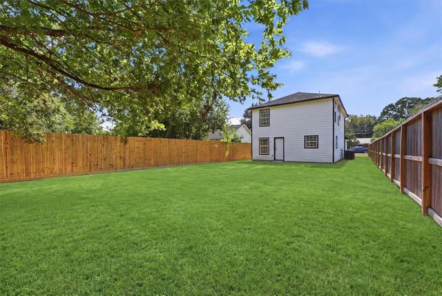 7421 Carothers Street, Houston, TX 77028