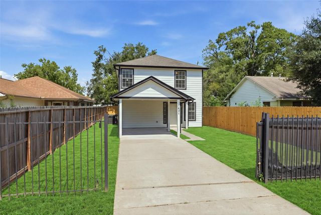 7421 Carothers Street, Houston, TX 77028