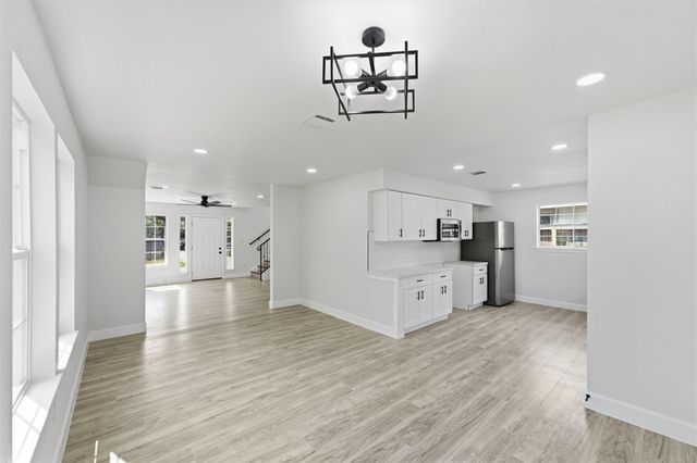 7421 Carothers Street, Houston, TX 77028