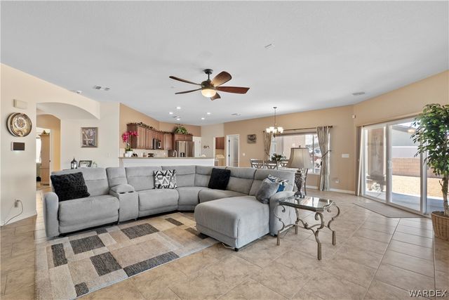 2691 Slide Mountain Loop, Bullhead City, AZ 86442