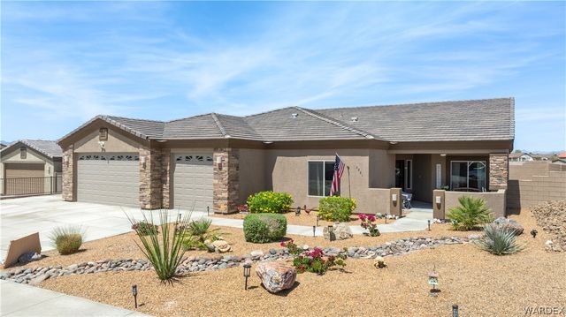 2691 Slide Mountain Loop, Bullhead City, AZ 86442