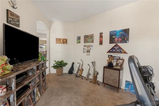 2691 Slide Mountain Loop, Bullhead City, AZ 86442