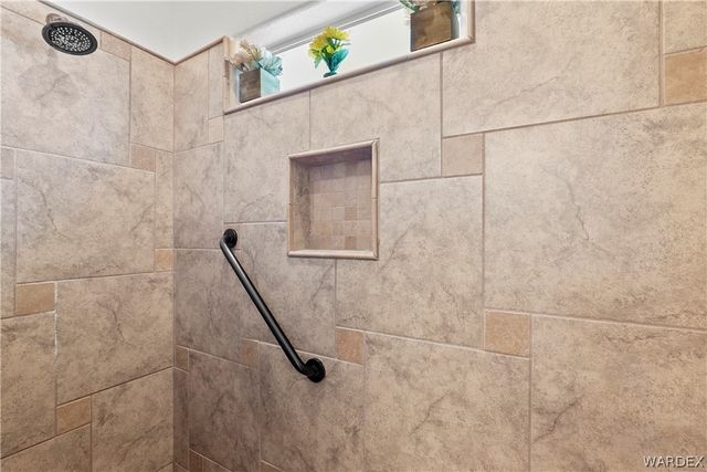 2691 Slide Mountain Loop, Bullhead City, AZ 86442