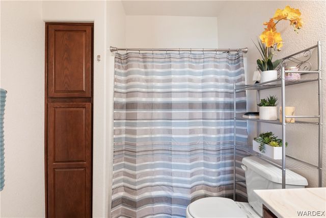 2691 Slide Mountain Loop, Bullhead City, AZ 86442