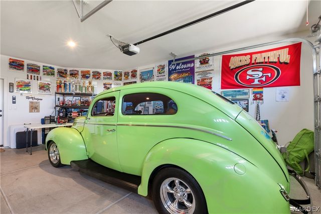 2691 Slide Mountain Loop, Bullhead City, AZ 86442