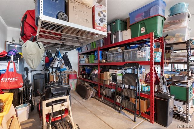 2691 Slide Mountain Loop, Bullhead City, AZ 86442