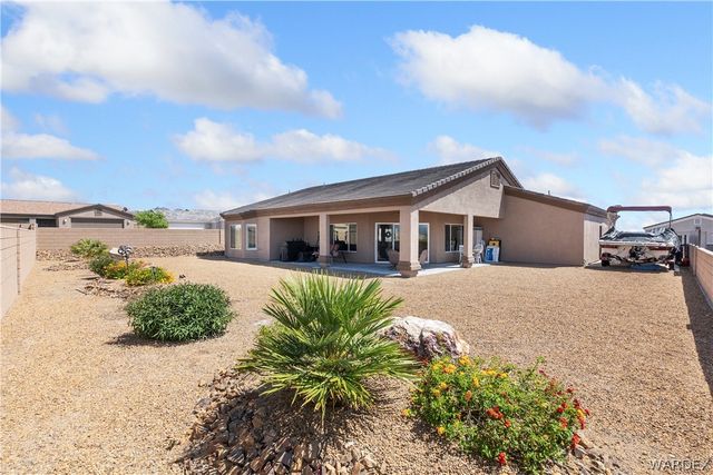 2691 Slide Mountain Loop, Bullhead City, AZ 86442