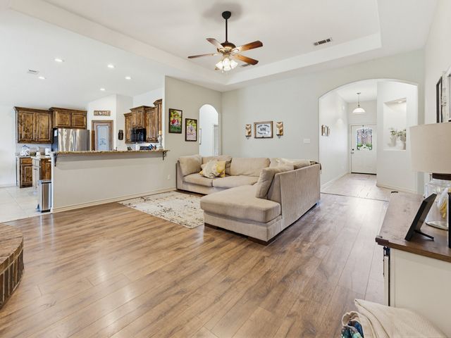 2108 Ridgewood Drive, Bridgeport, TX 76426