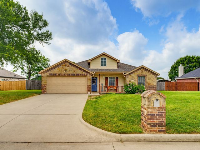 2108 Ridgewood Drive, Bridgeport, TX 76426