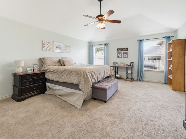 2108 Ridgewood Drive, Bridgeport, TX 76426