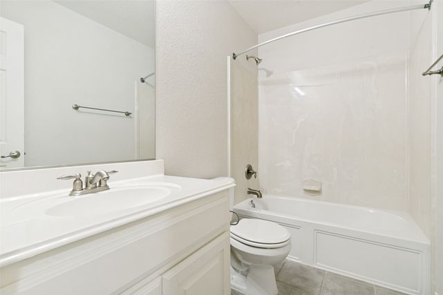 1121 Victory Bells Drive, Fort Worth, TX 76052