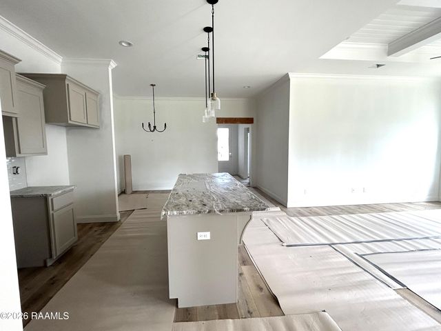 123 Crooked Pine Lane, Scott, LA 70583