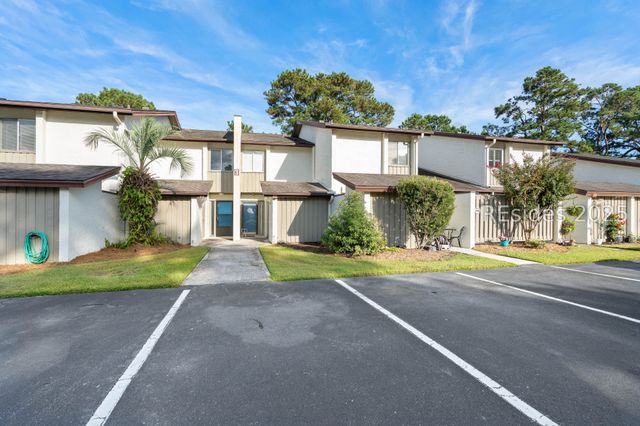 3 Marsh Harbor Drive 3E, Beaufort, SC 29907