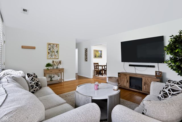 7114 Chandler Drive, Indianapolis, IN 46217