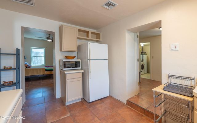 1313 W St Clair Street, Tucson, AZ 85745