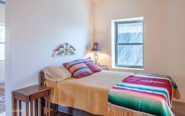 1313 W St Clair Street, Tucson, AZ 85745