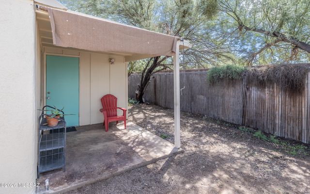 1313 W St Clair Street, Tucson, AZ 85745
