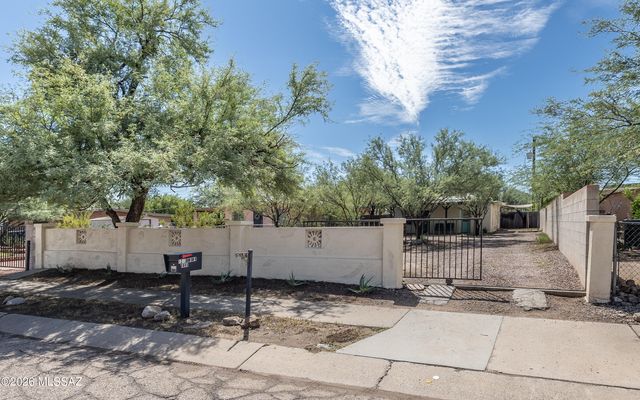 1313 W St Clair Street, Tucson, AZ 85745