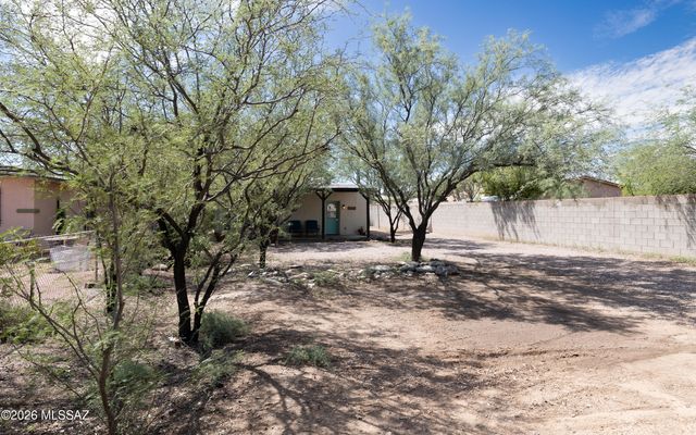 1313 W St Clair Street, Tucson, AZ 85745