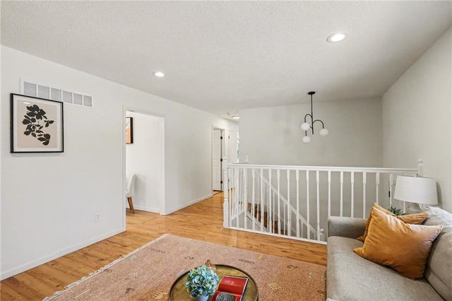 11939 Smalley Avenue, Grandview, MO 64030