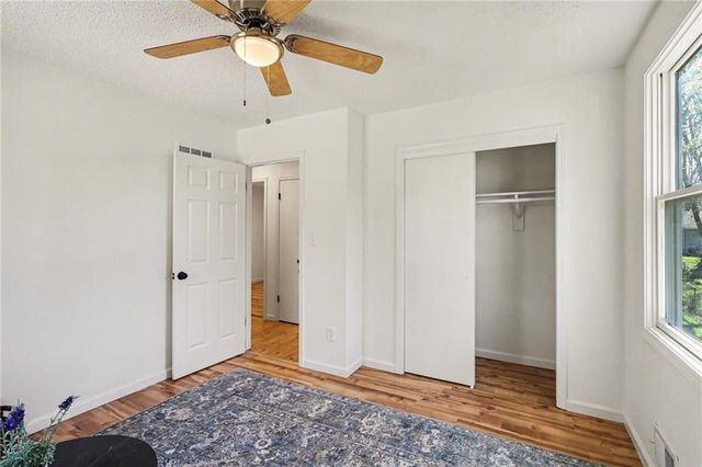 11939 Smalley Avenue, Grandview, MO 64030
