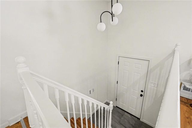 11939 Smalley Avenue, Grandview, MO 64030