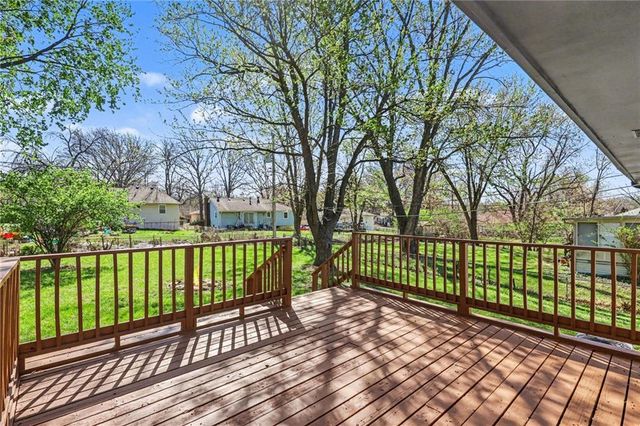11939 Smalley Avenue, Grandview, MO 64030