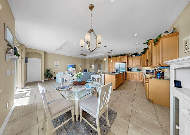 916 SPINDLE PALM WAY, Apollo Beach, FL 33572